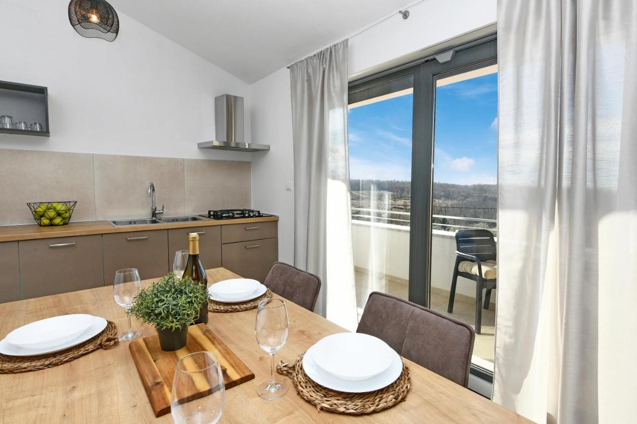 R2 Apartment By Residence Rudan Vižinada Εξωτερικό φωτογραφία