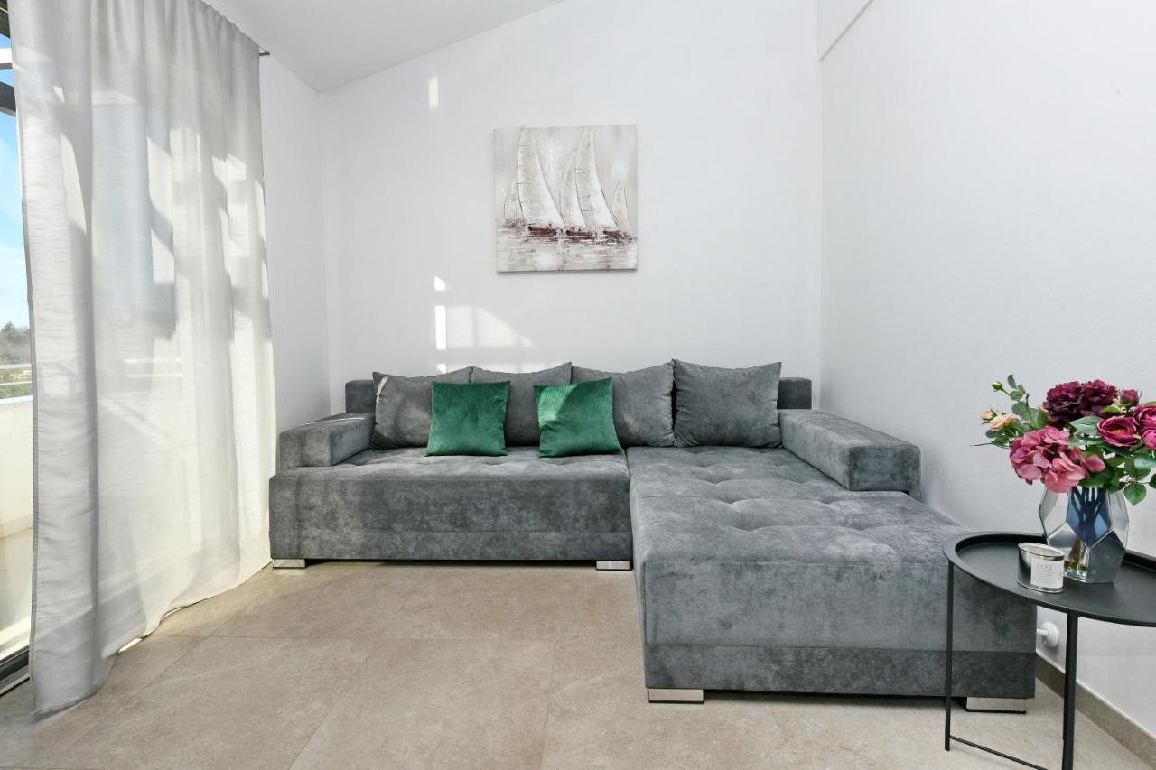 R2 Apartment By Residence Rudan Vižinada Εξωτερικό φωτογραφία