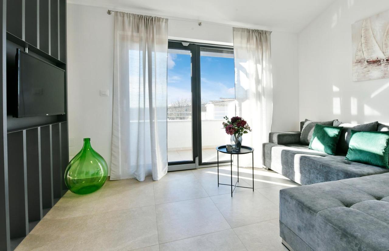 R2 Apartment By Residence Rudan Vižinada Εξωτερικό φωτογραφία